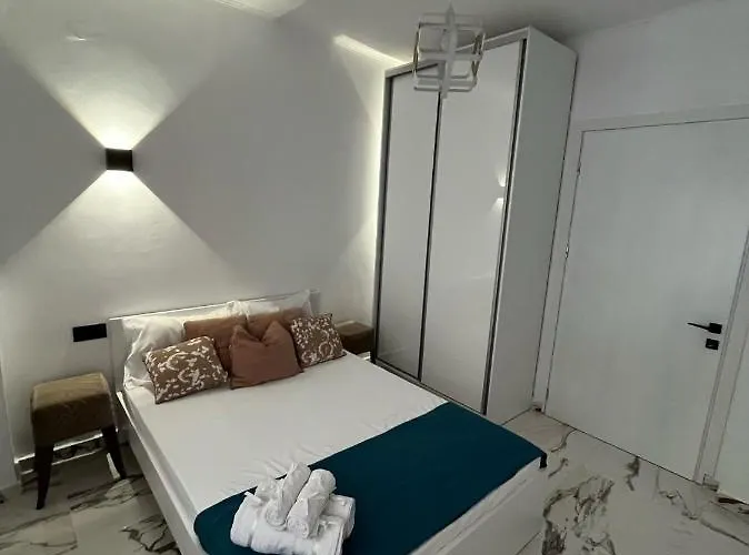 Evemma Luxury *